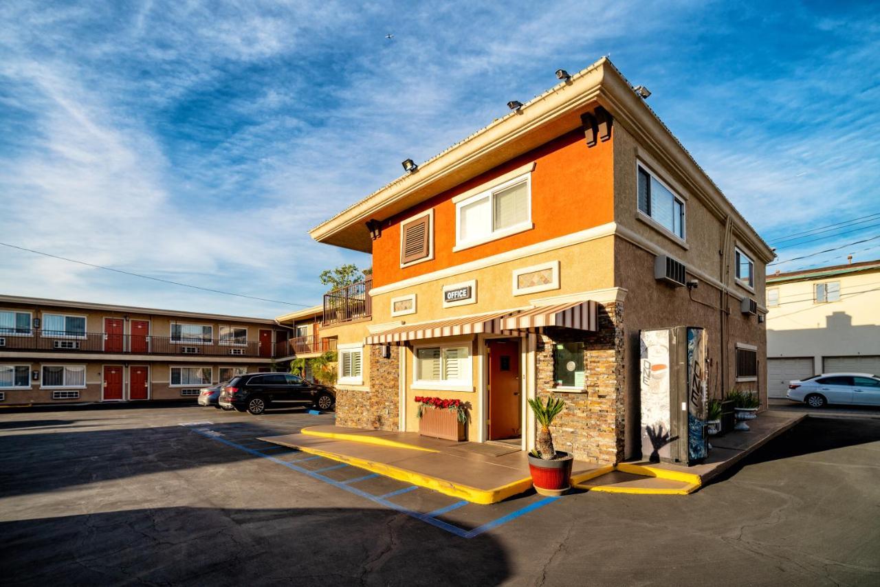 Friendly Hills Whittier